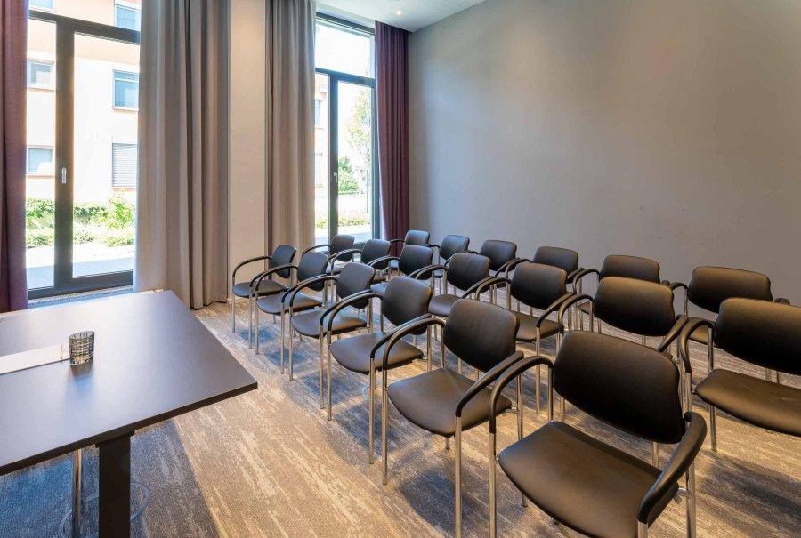 Plaza Premium 4* München