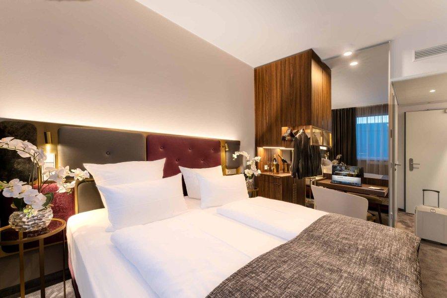Plaza Premium Hotel München