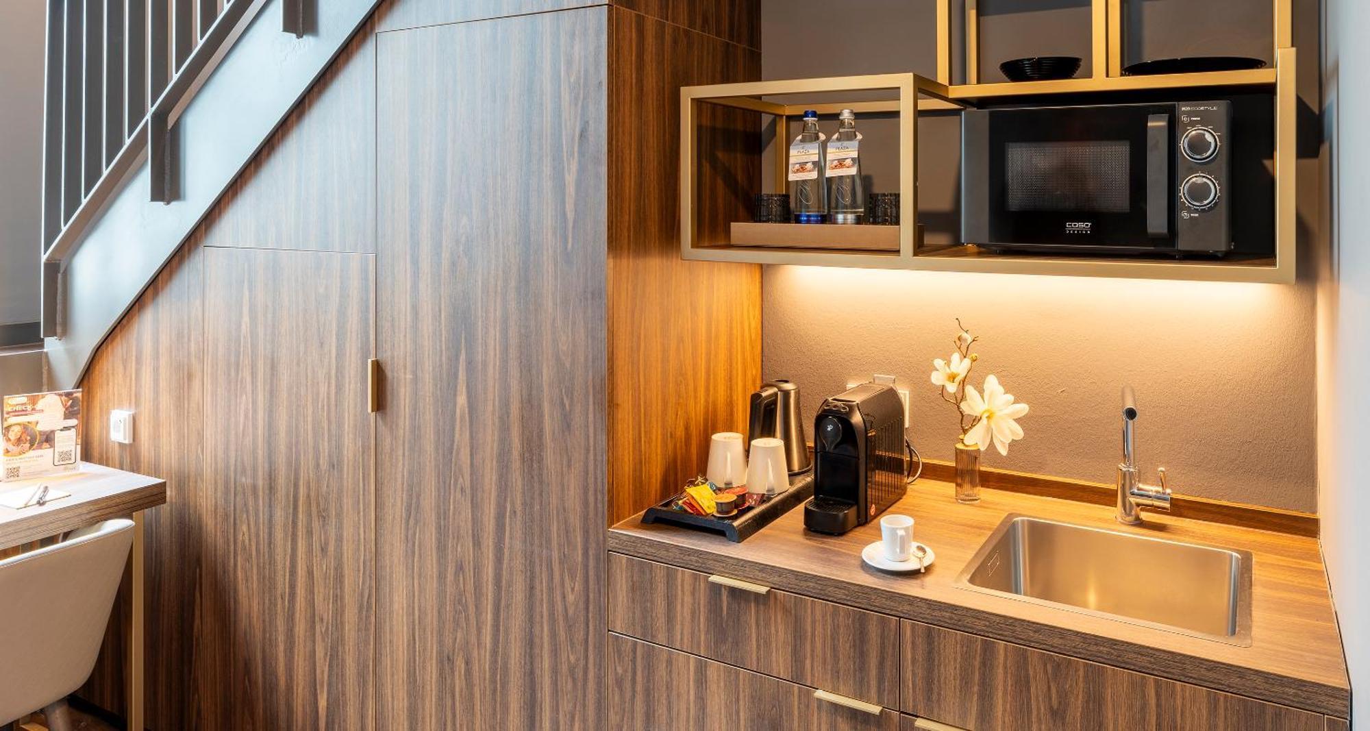 Plaza Premium 4* München